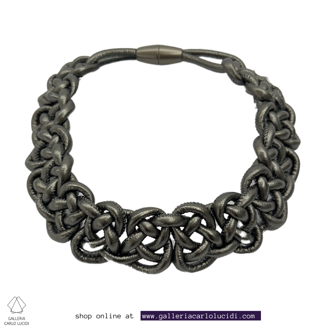 Choker necklace