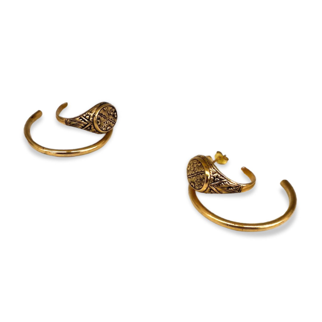 Chimera: orecchini hoops con chevalier doppi