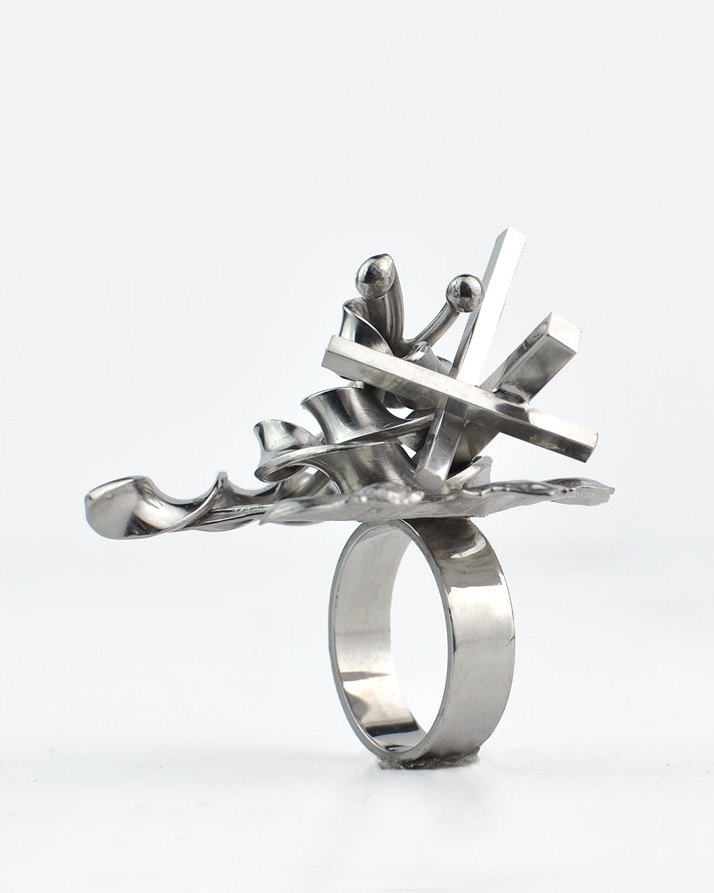 In hand Thorugh Time III