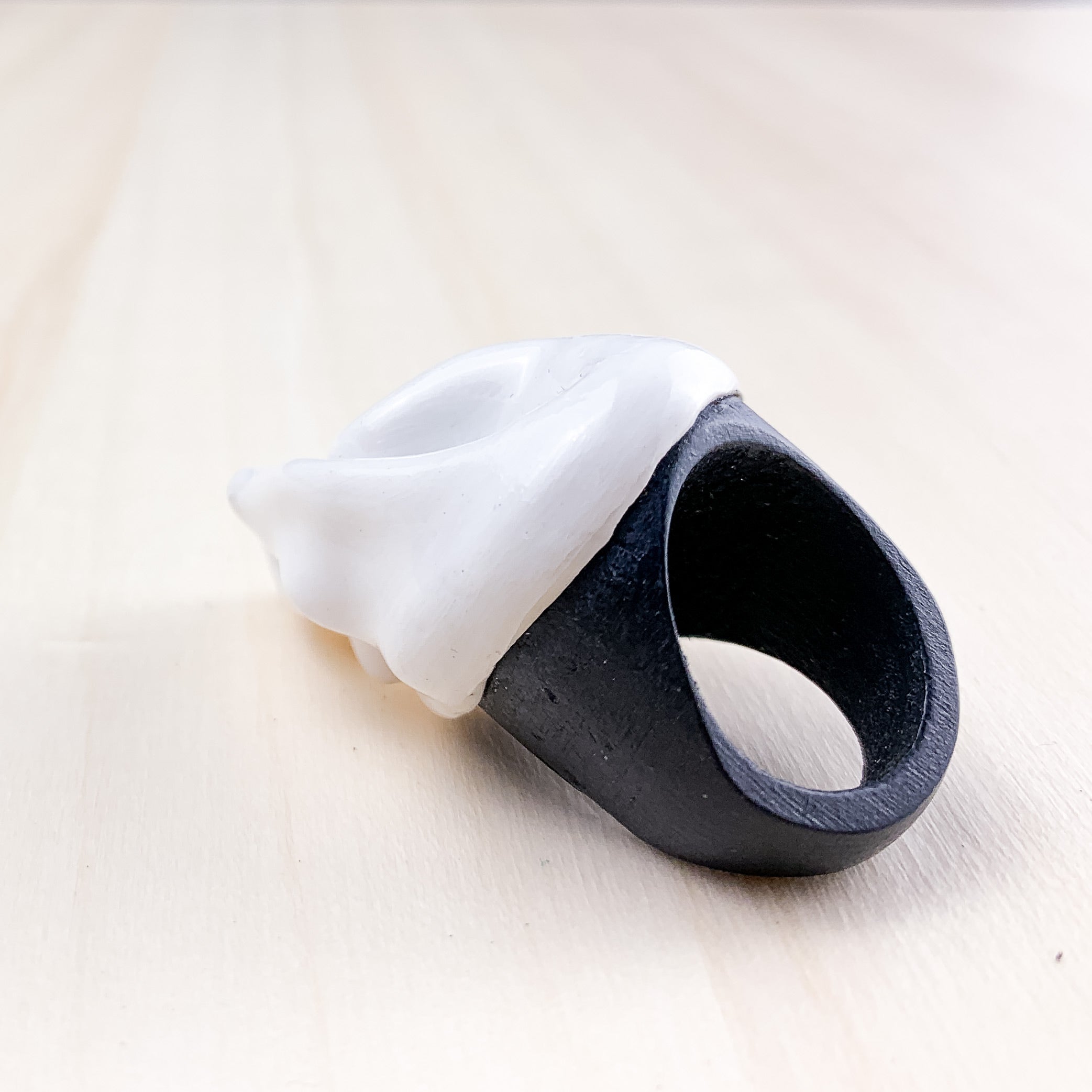 Anello profumato legno e resina