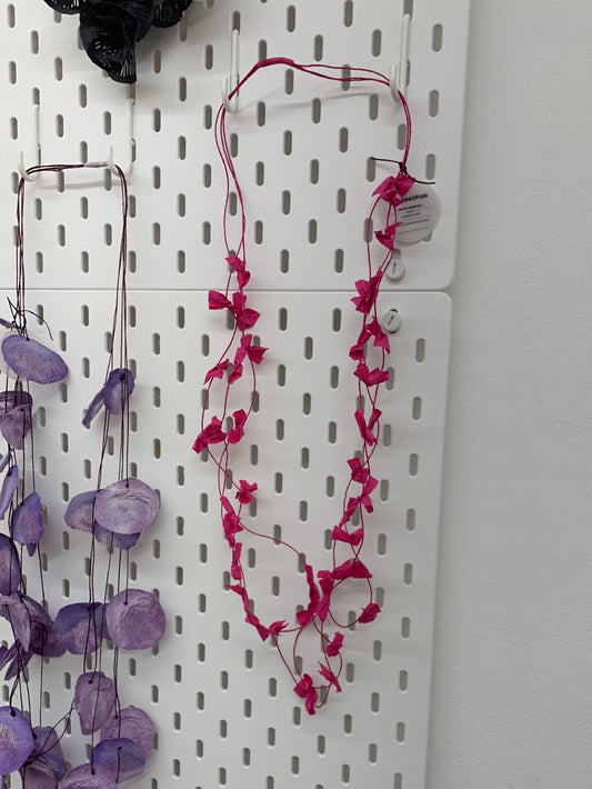 Long loop necklace