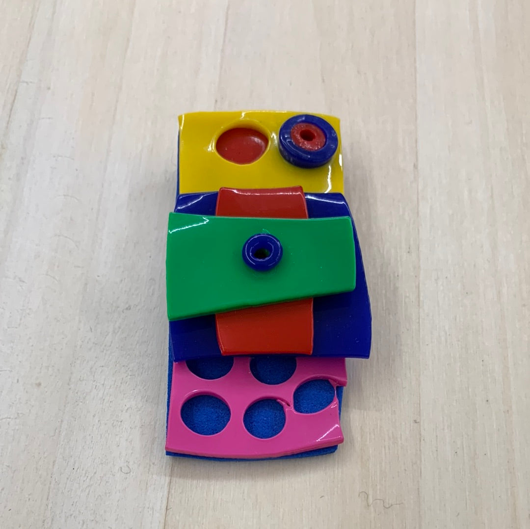 Brooch Abstract figure