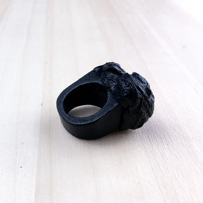 Black petals scented ring