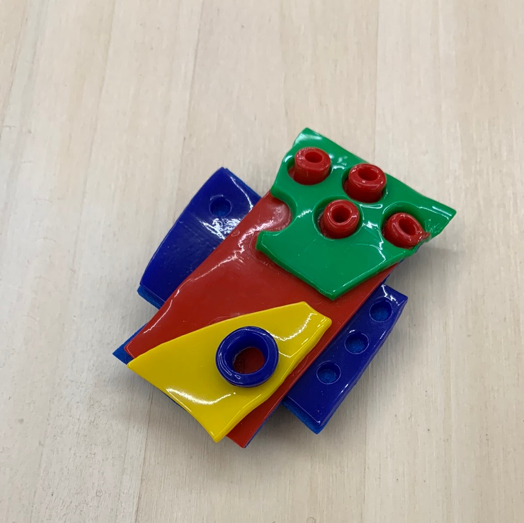 Brooch Abstract figure