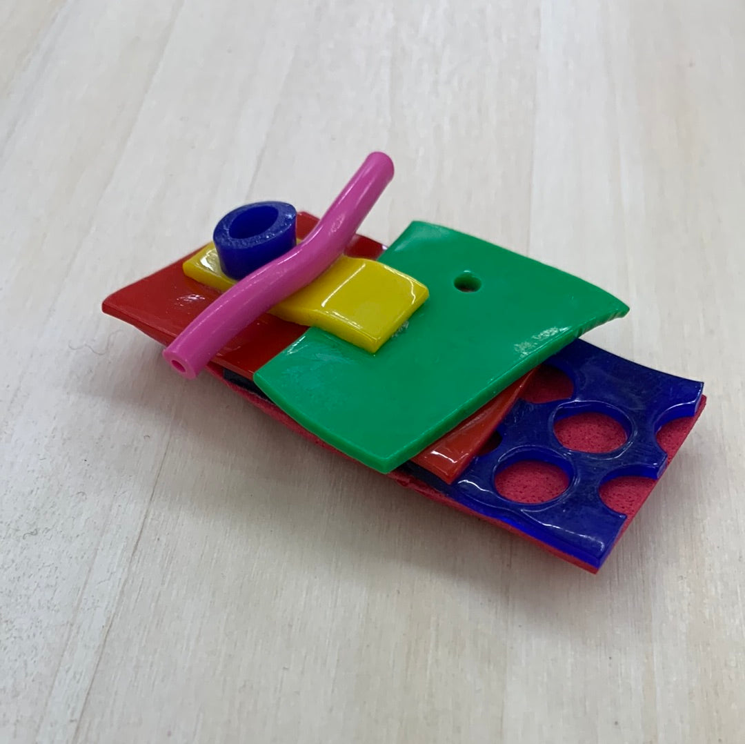 Brooch Abstract figure