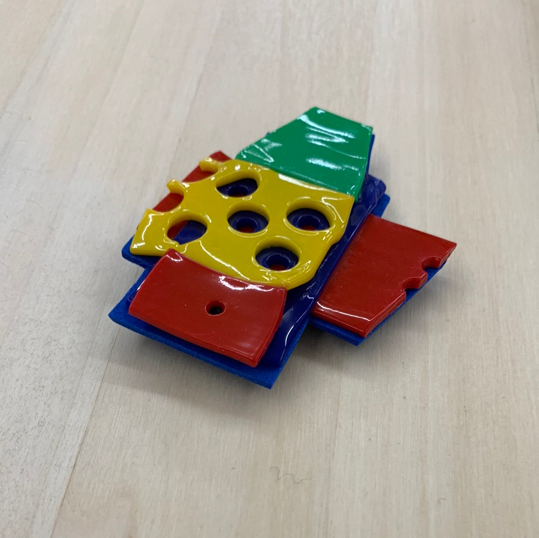 Brooch Abstract figure